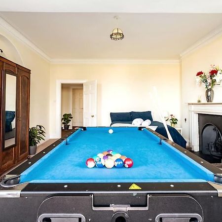 Perfect For Large Family & Friends, Free Parking, Games Villa Reading Ngoại thất bức ảnh